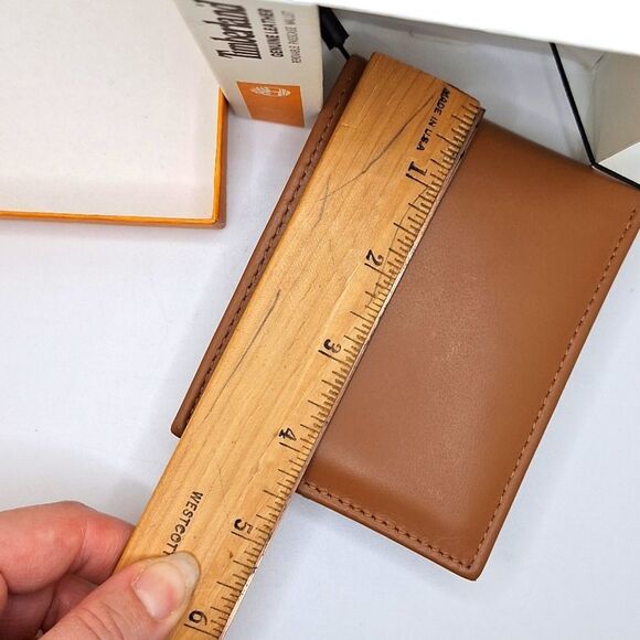 Timberland Men's Tan Genuine leather wallet removable Pass case - Picture 6 of 10